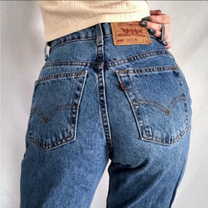 Levi's 2 550 Classic Relaxed Tapered Medium Wash High Rise Mom Jeans Vintage Y2K